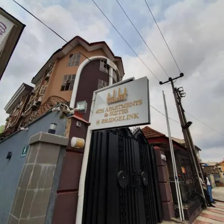 4th Apartments Hotel