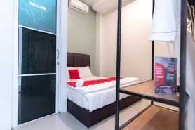 RedDoorz Near Hang Nadim Batam Airport