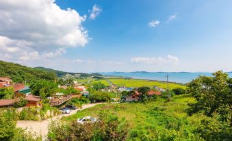 터펜션 (Ganghwa Teo Pension)