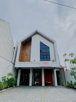 Smedi Coliving Hotel di Wirobrajan
