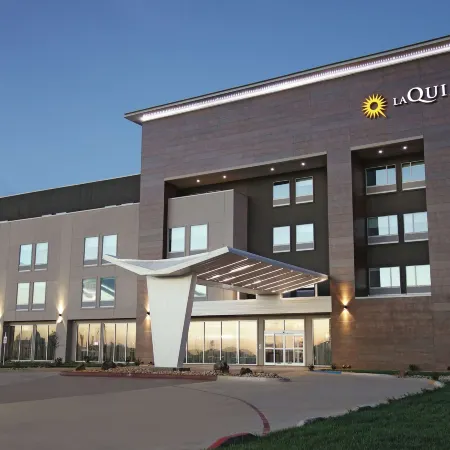 La Quinta Inn & Suites by Wyndham Amarillo Airport