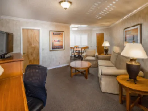 SFO El Rancho Inn, SureStay Collection by Best Western ミルブレーのホテル