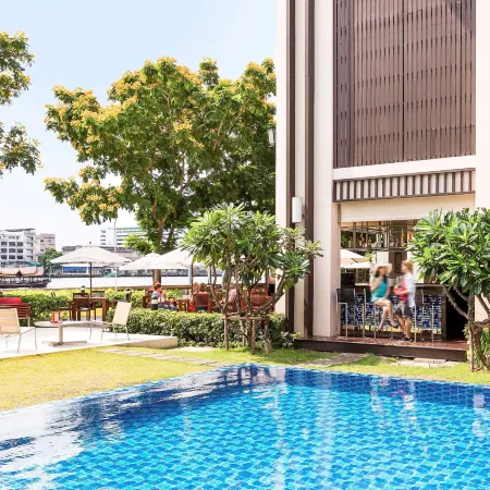 Ibis Bangkok Riverside