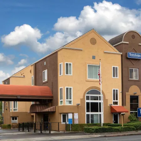 Hotel Vinea, a Travelodge by Wyndham