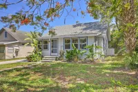Lovely Cottage Near Downtown Stuart and Beaches - parking