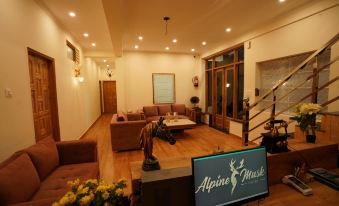 Hotel Alpine Musk