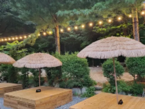 Sokcho Floating Whale Seorak Dojeok Waterfall Stay Hotels in Inje-gun