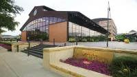Holiday Inn Express Moline - Quad Cities