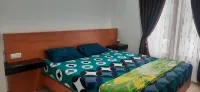 Hanagura Homestay (Full House, 4 Kamar Tidur) Hôtels à : West Payakumbuh
