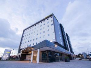 City Express Junior by Marriott Bogota Aeropuerto