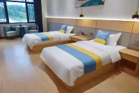 Taoran Mountain Residence Hotel Hotels near China Fool Watermelon Seeds (Liucheng North Road)