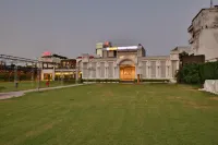 Sparsh Hotel and Resort Bareilly