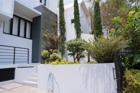 Brownies House - Big Group