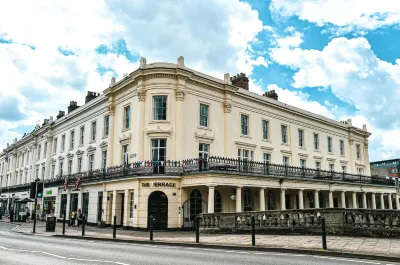 Victoria Colonnade Aparthotel Các khách sạn ở Leamington Spa