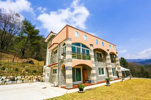 Muju Solhyanggi Pension