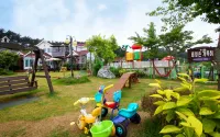 Taean (Anmyeondo) Taeyangeun Gadeuki Pets Friendly Pension - Pet friendly