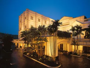 The Oberoi Grand Kolkata