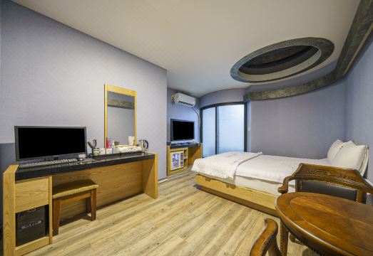 대구 팔공산 그랜드 무인텔 객실 내부