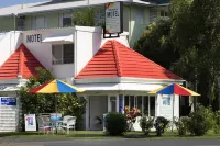 Port Douglas Motel