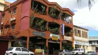 Central Hotel Hôtels à proximité de l'Aéroport d'Antsiranana - Arrachart