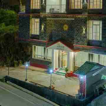 The Aryan Regency Hotel Exterior