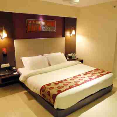 Lords Plaza Surat Rooms