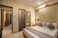 Home2 Suites and Service Apartments, Mumbai Airport - balcony