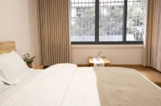 Shangzhongshun Lexiang Homestay (Shuncheng Street)