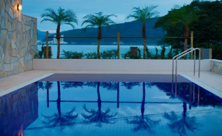 tokinos Отели рядом со станцией JR Usami Station