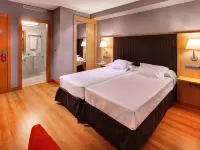 U Hotel Villa-Gomá Hotels near Romareda