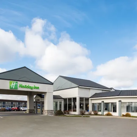 Holiday Inn ONTARIO by IHG