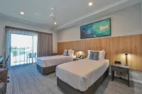 Best Western Plus North Lakes Hotel Hotels in Scarborough