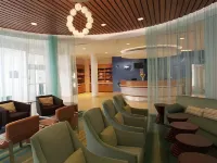 SpringHill Suites Macon - parking