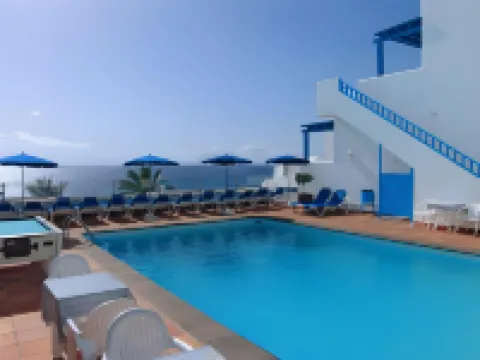 Apartamentos Agua Marina Các khách sạn ở Lanzarote