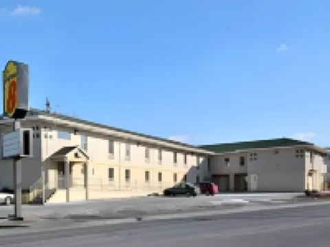 Super 8 by Wyndham Allentown Hotels in Allentown