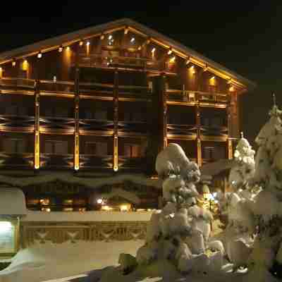 Hôtel Le Refuge Hotel Exterior