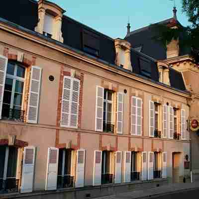Hotel Castel Jeanson Hotel Exterior