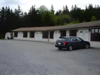Kelly's View Motel - Parkering