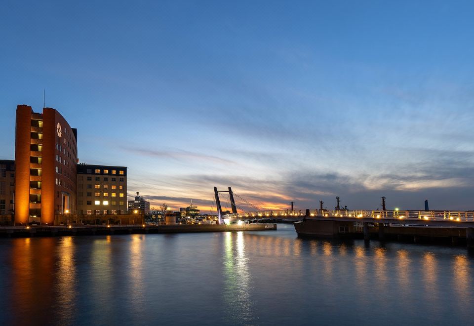 4. 니시테츠 인 코..