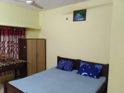 Anju Tourist Home Pirappancode Sree Krishna swami Temple pond 주변 호텔