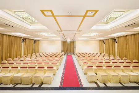 Hotel Merrytale Отели в г. Куддалор