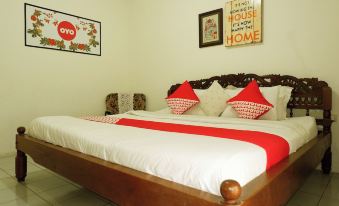 OYO 604 Cemara's Homestay