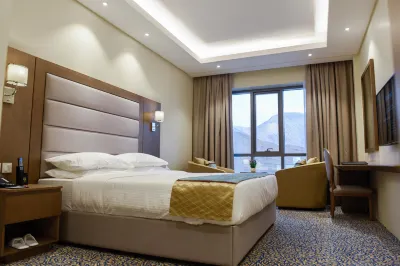 فندق روزانا Hotels near مسار العامرات الحمرية