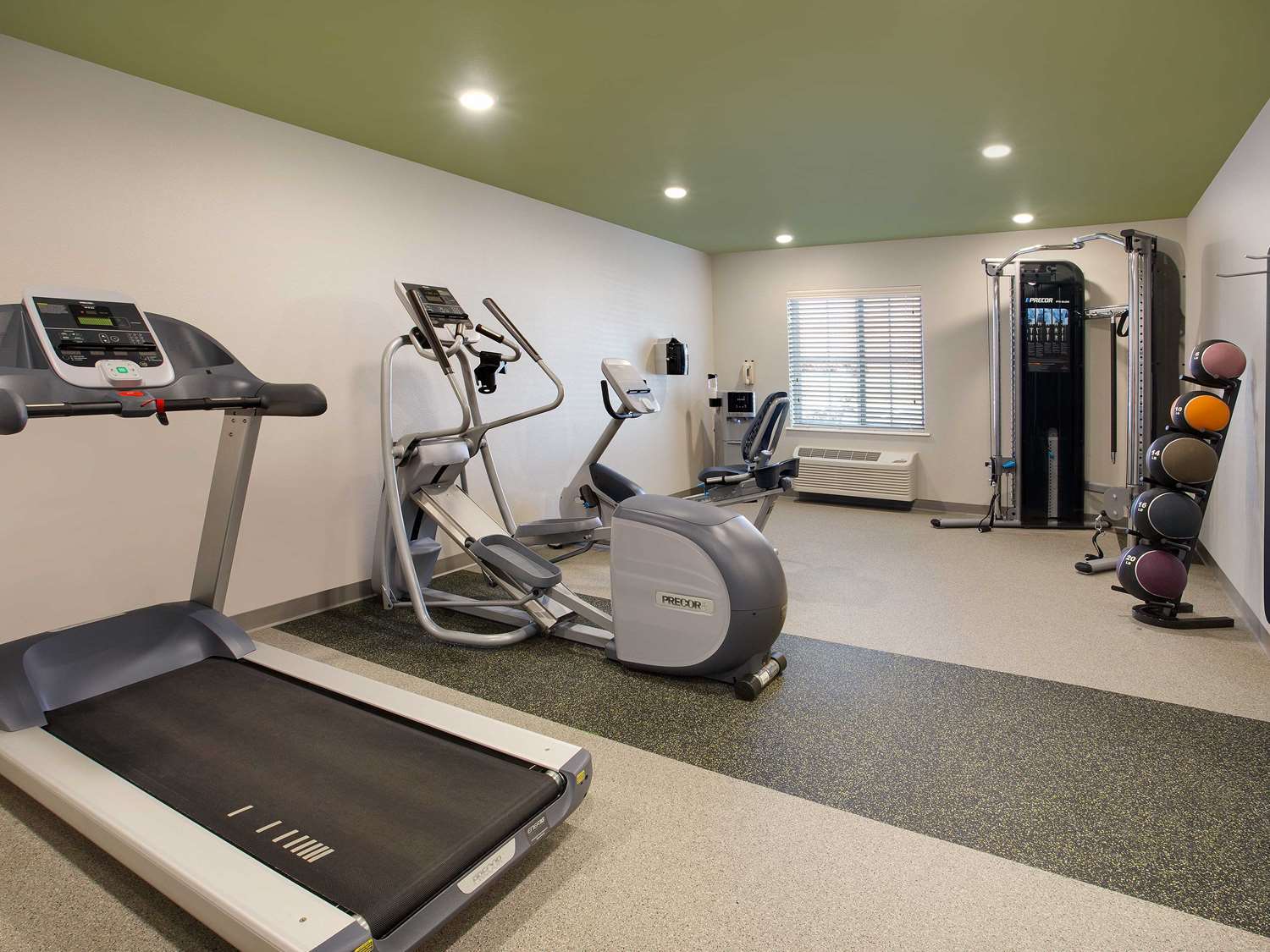 WoodSpring Suites Baltimore White Marsh - Nottingham Hotels in Rossville