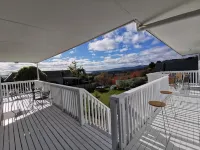 Geyser Lookout Bnb Hotels in Horohoro