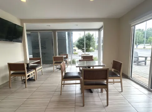 Best Western Erie Inn  Suites