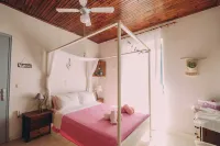 Captain's Spacious House Near the Beach - Happy Rentals Hotels in Pyrgos