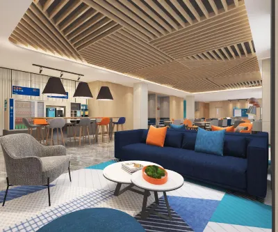 Holiday Inn Express Tuanjie South Road, an IHG Hotel Hoteller i 