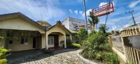 Penginapan Syariah Hesti Husni Hotel a Komet