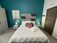 Emerella Luxury Suites-Siderno Lungomare فنادق في Siderno Marina